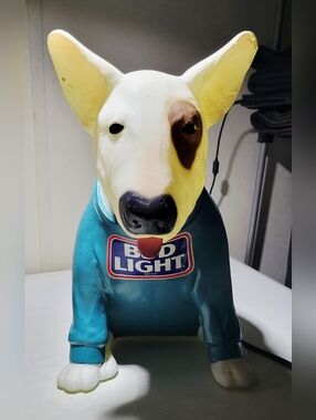 Vintage 1988 Bud Light Spuds MacKenzie blow mold advertising Light-up lamp.